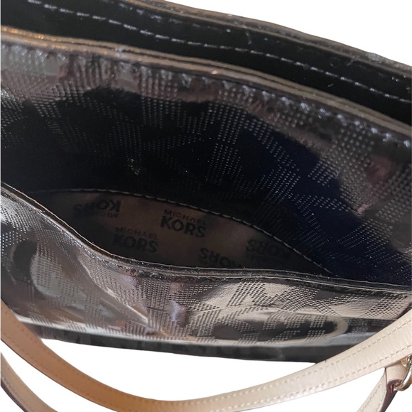 Price$ drop! ⬇️ Michael Kors Black Patent Leather MK Monogrammed Tote Bag - Picture 3 of 9